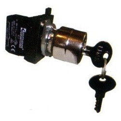 CM102A31 ⟡ Кнопка с ключом 2-0-1, ключ вынимается в положении 0 (1НО+1НЗ) (CM)
